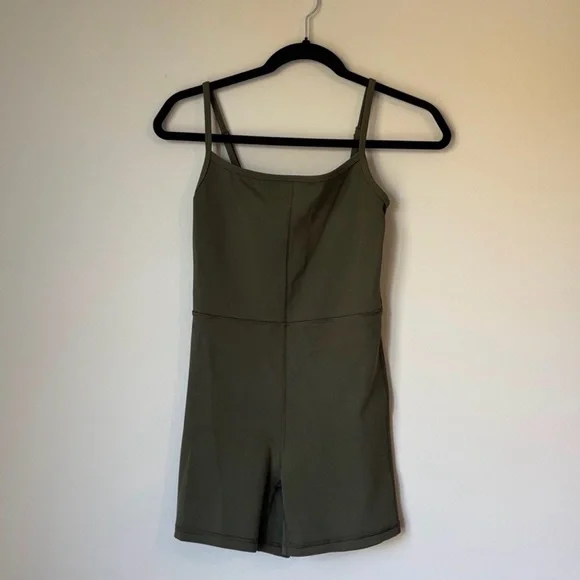 Wilfred Free Olive Green Top - Picture 2 of 8
